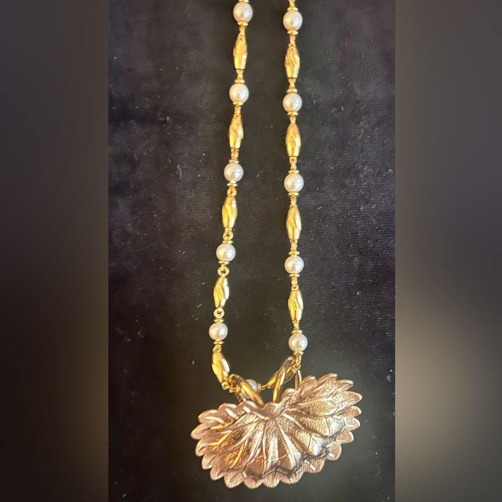 Convertible gold & pearl necklace , pendant ,scarf Clip and Bracelet, costume!